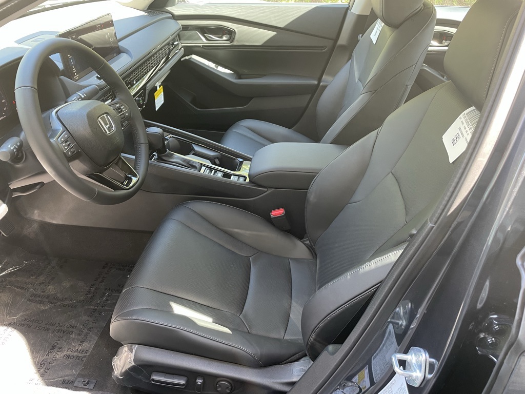 2025 Honda Accord Hybrid EX-L photo 9