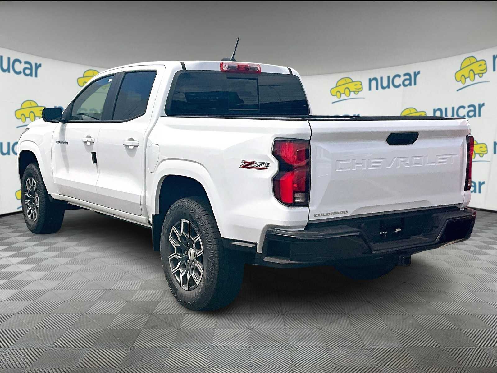 2025 Chevrolet Colorado Z71 photo 4