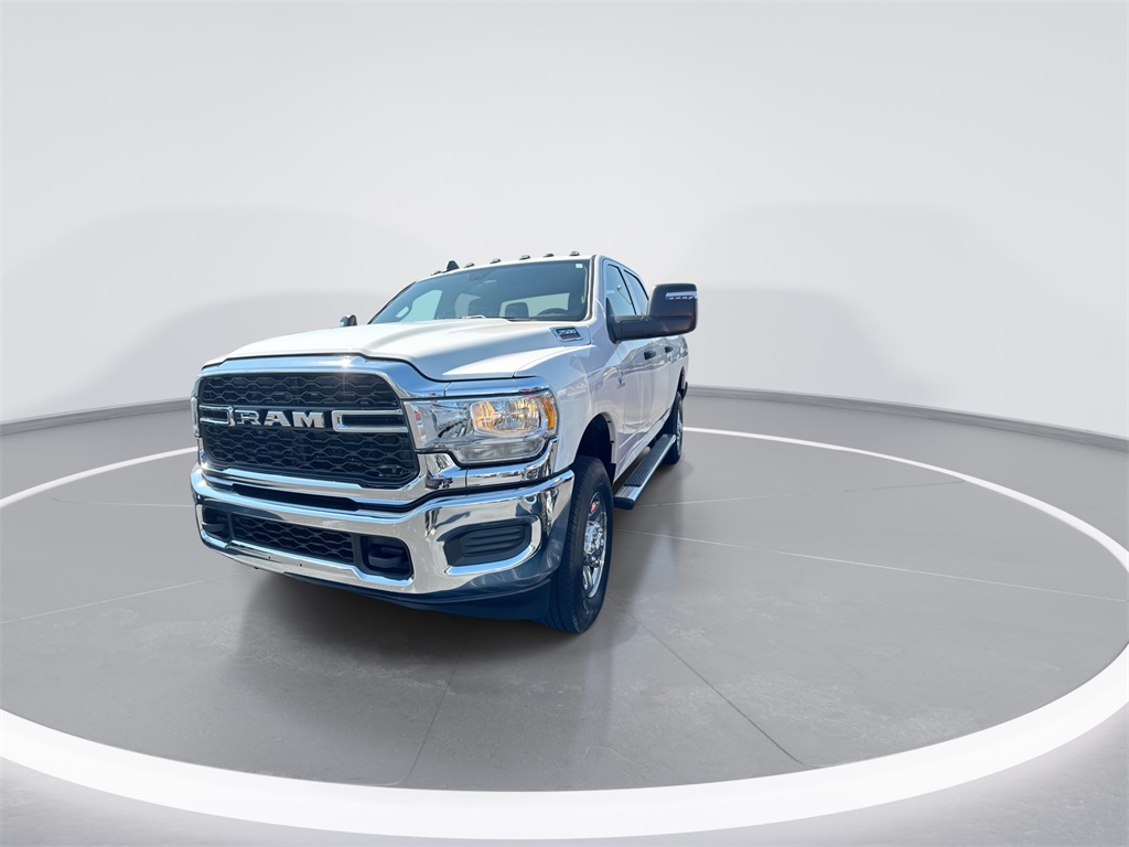 2024 Ram 2500 Tradesman photo 4