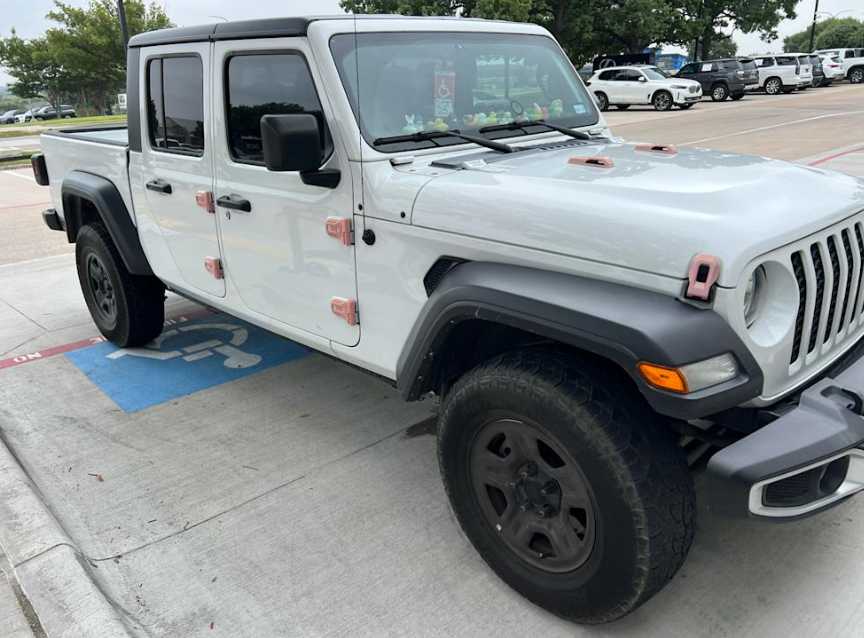 2023 Jeep Gladiator Sport photo 2