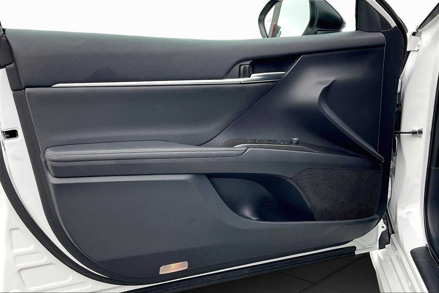 2024 Toyota Camry XSE V6 photo 19