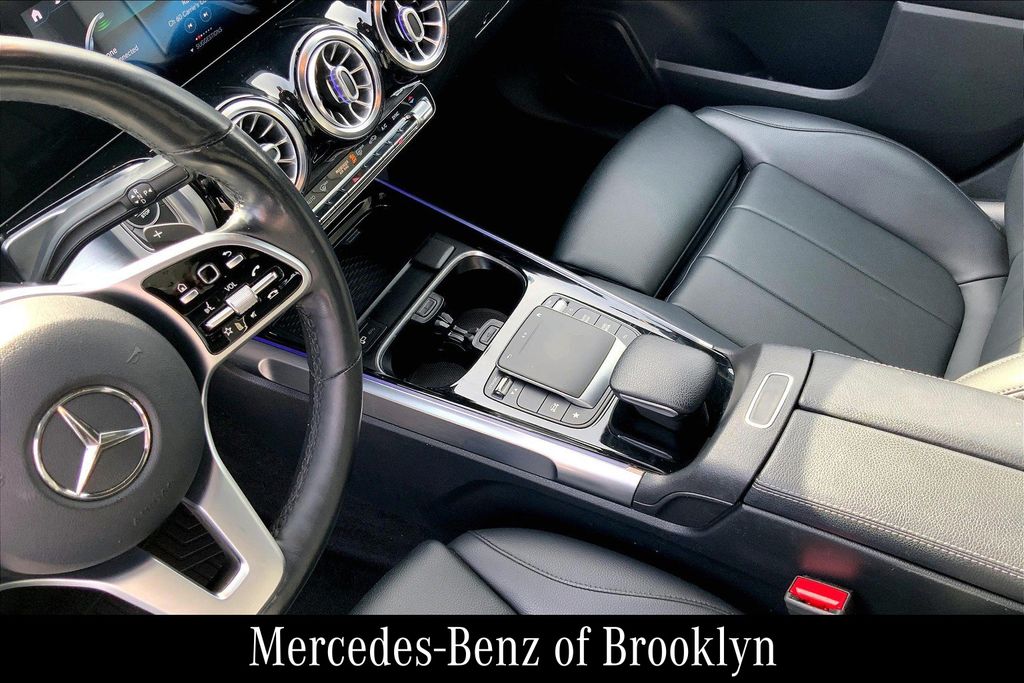 2021 Mercedes Benz GLB 250 4MATIC photo 16