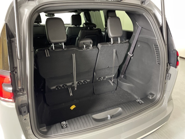 2025 Chrysler Pacifica photo 39