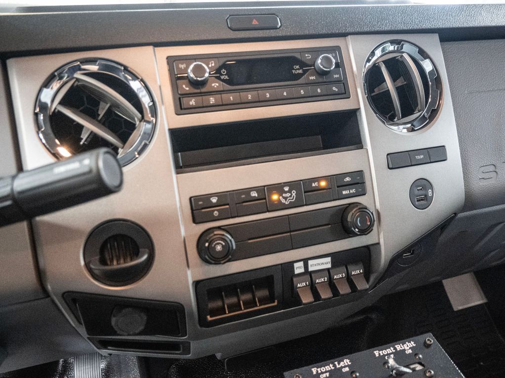 2026 Ford F-750 Base photo 12