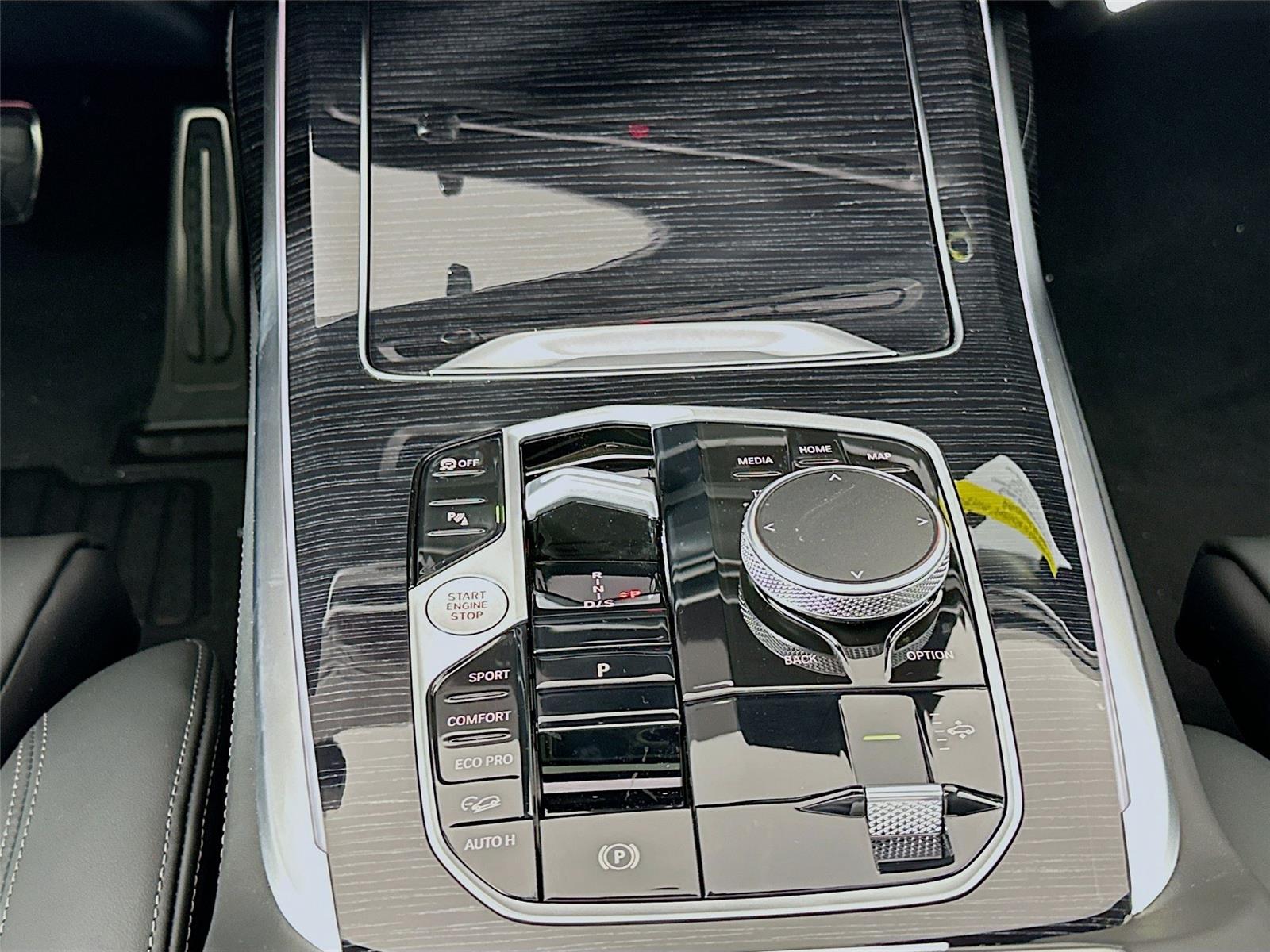 2026 Bmw X7 M60i photo 13