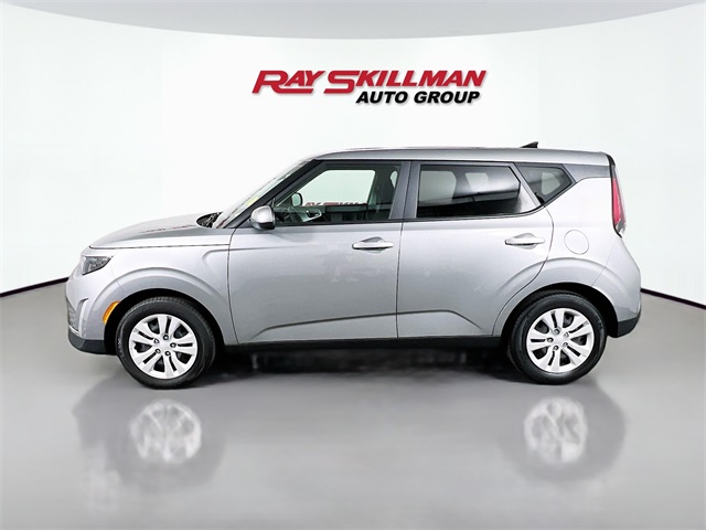 2023 Kia Soul LX photo 4