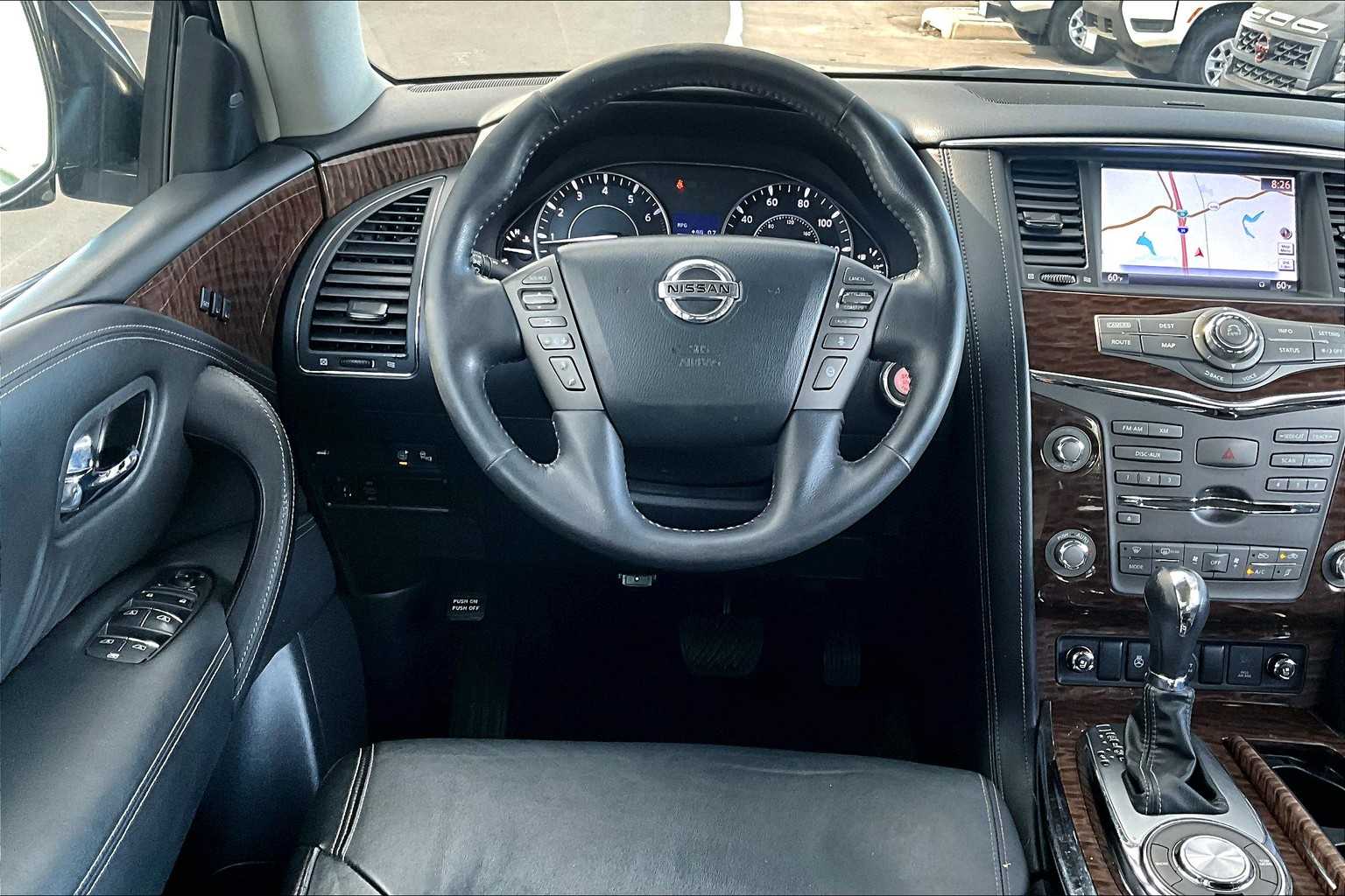 2017 Nissan Armada Platinum photo 3