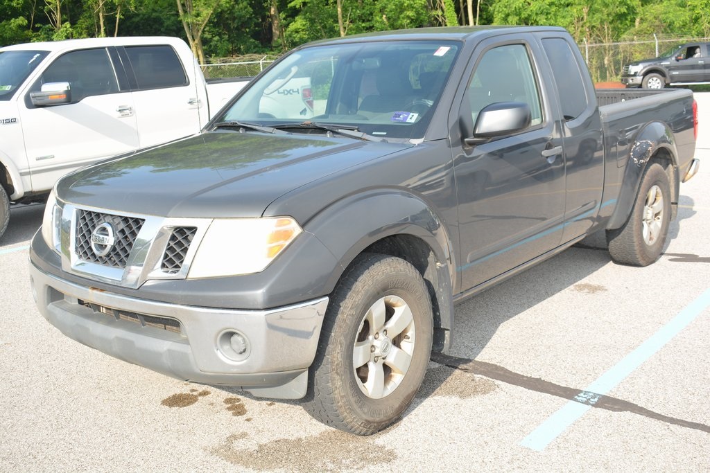 2011 Nissan Frontier SV's photo
