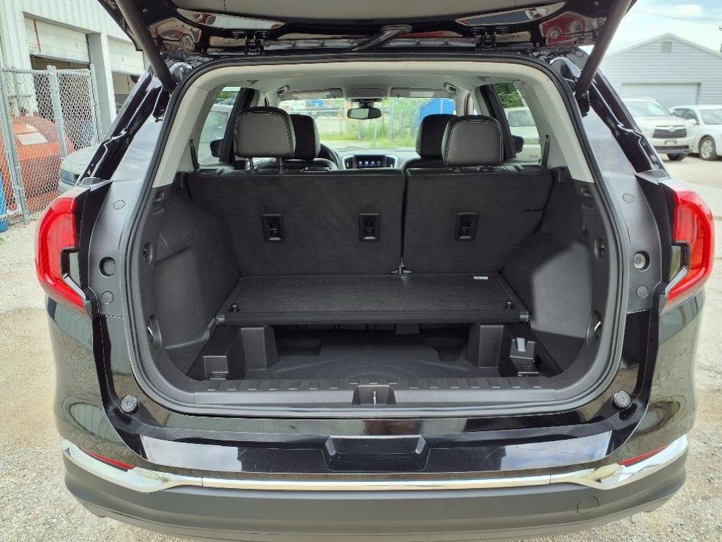 2023 Gmc Terrain SLT photo 26