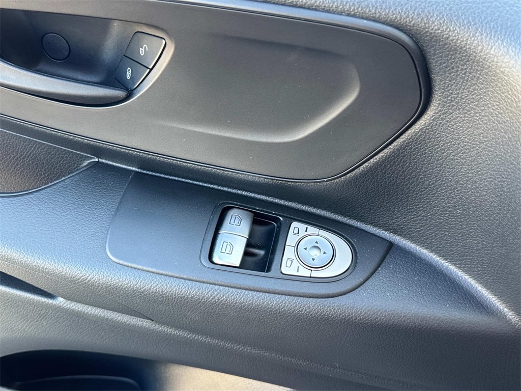 2021 Mercedes Benz Metris Cargo photo 20