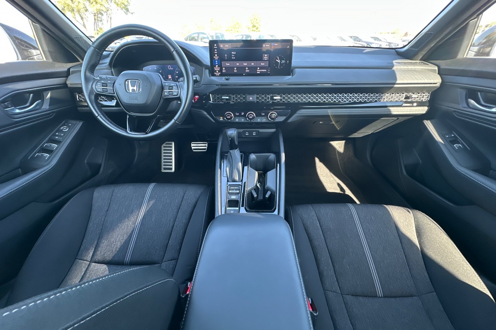 2023 Honda Accord Hybrid Sport photo 14