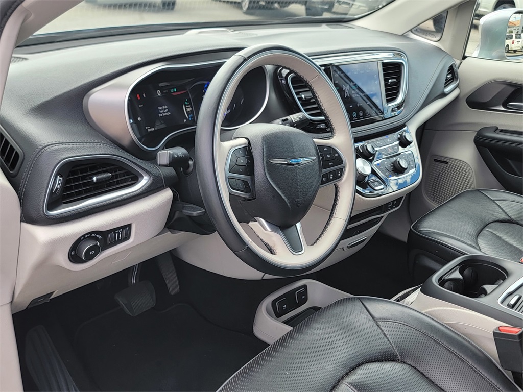 2018 Chrysler Pacifica Hybrid Limited photo 12