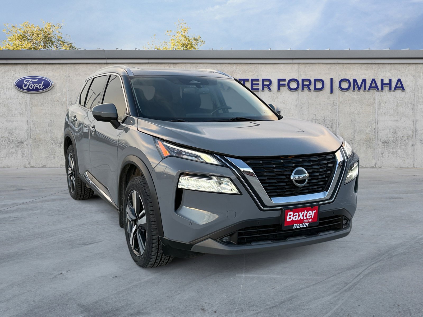 2021 Nissan Rogue SL's photo