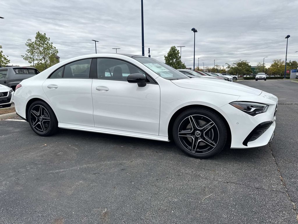 2026 Mercedes Benz CLA 250 4MATIC photo 4