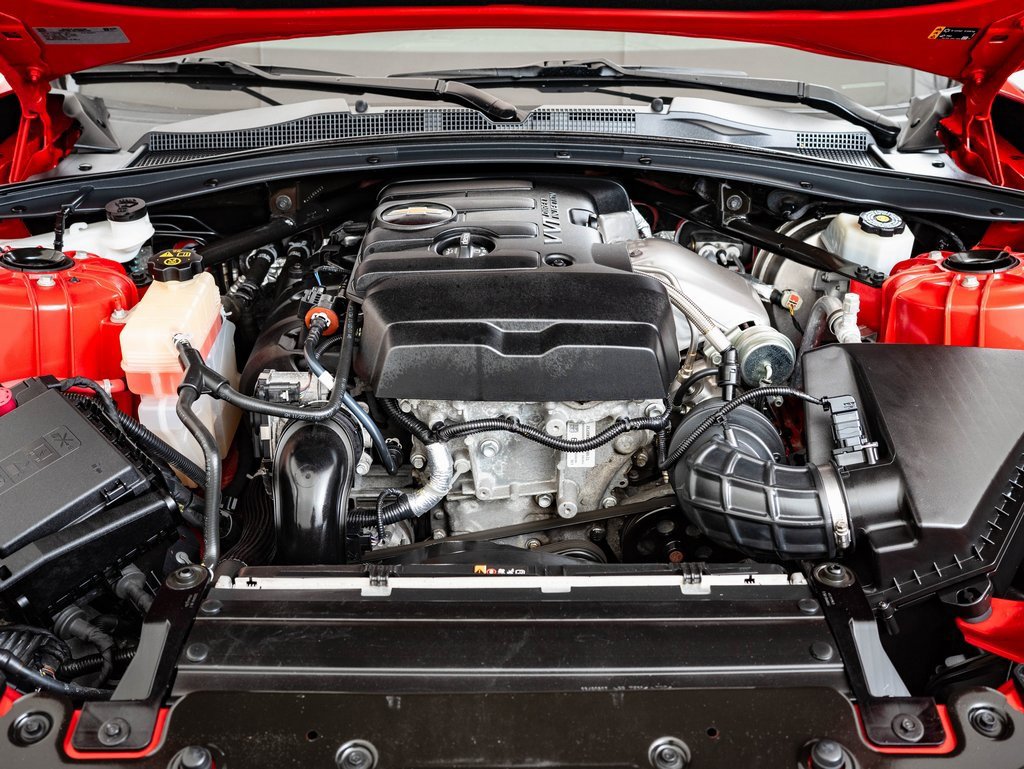 2018 Chevrolet Camaro 2LT photo 30