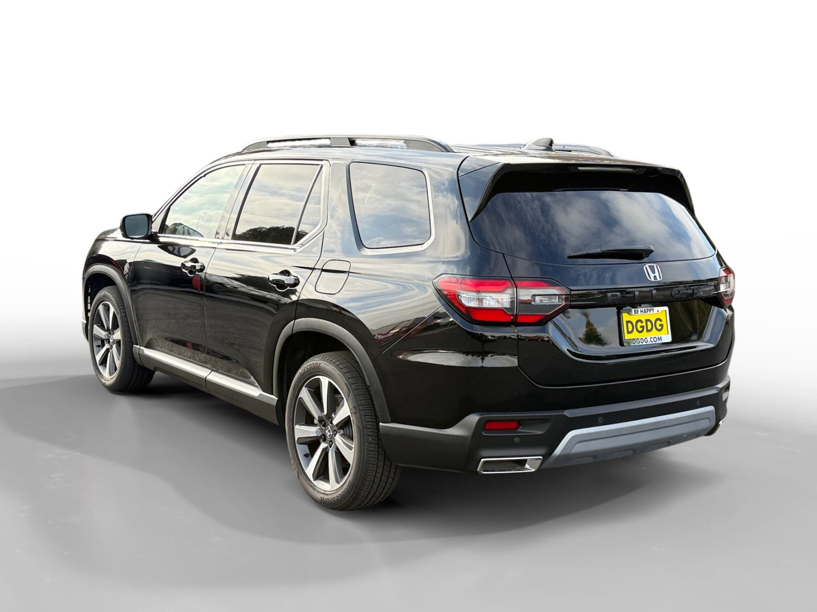 2025 Honda Pilot Elite photo 2