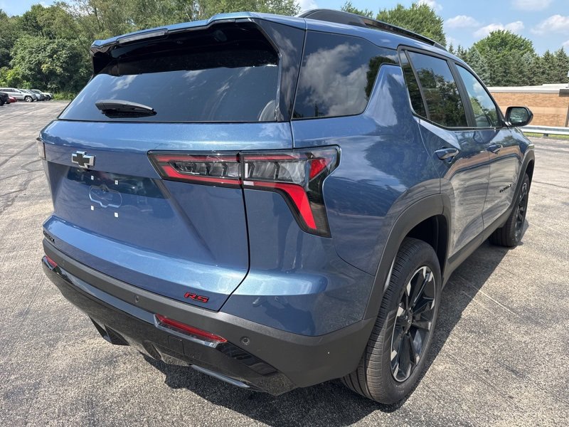 2026 Chevrolet Equinox RS photo 3