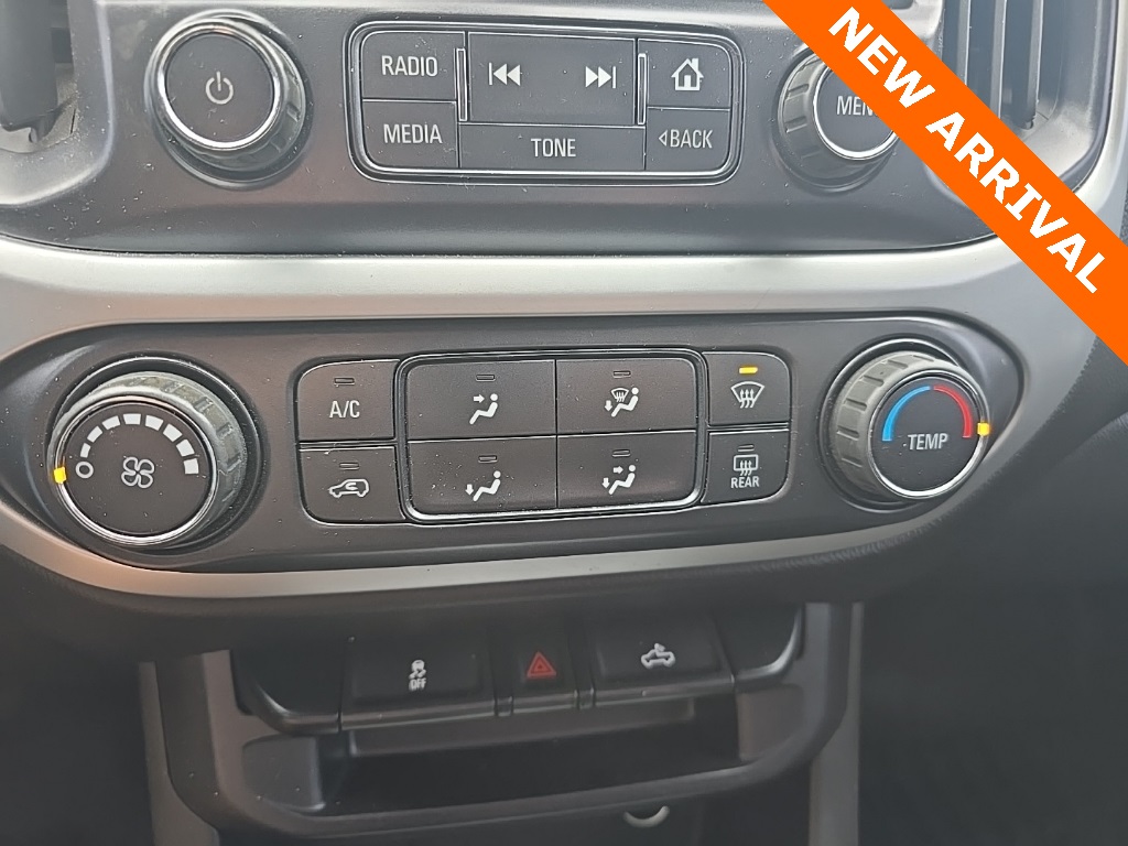 2015 Chevrolet Colorado LT photo 12