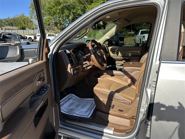 2022 Ram 3500 Laramie Longhorn photo 30