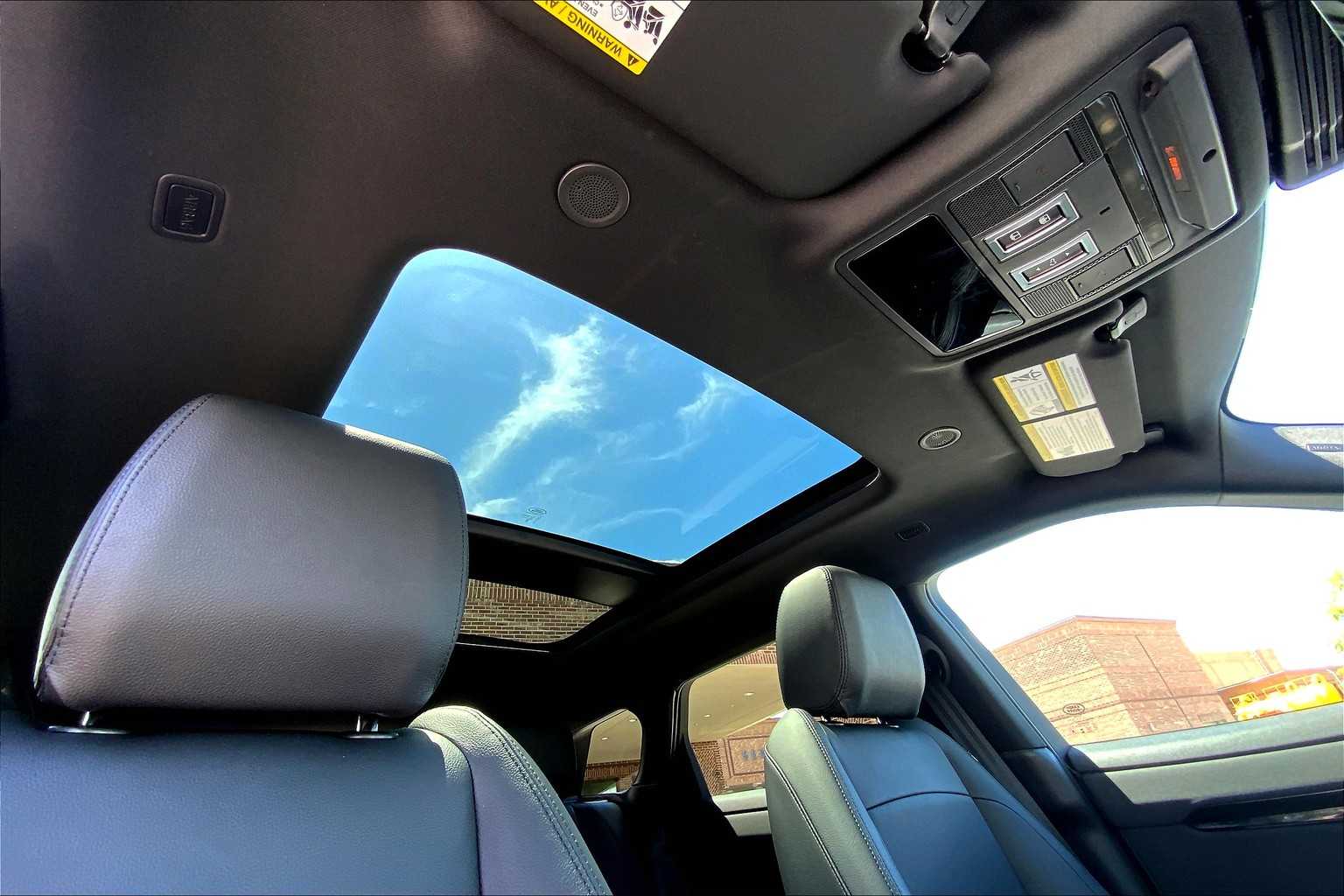 2024 Land Rover Range Rover Evoque S photo 23