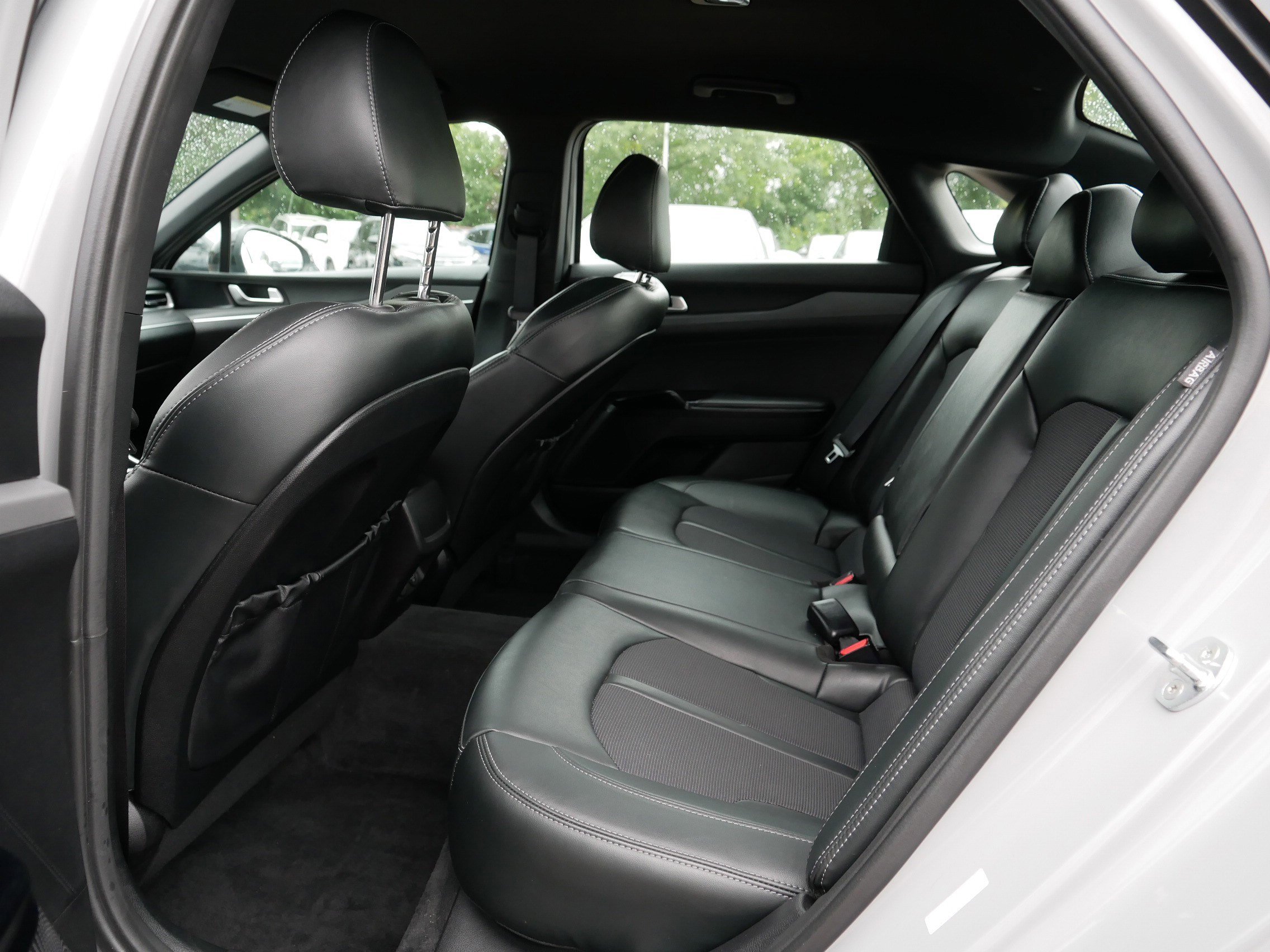 2022 Kia K5 GT-Line photo 35