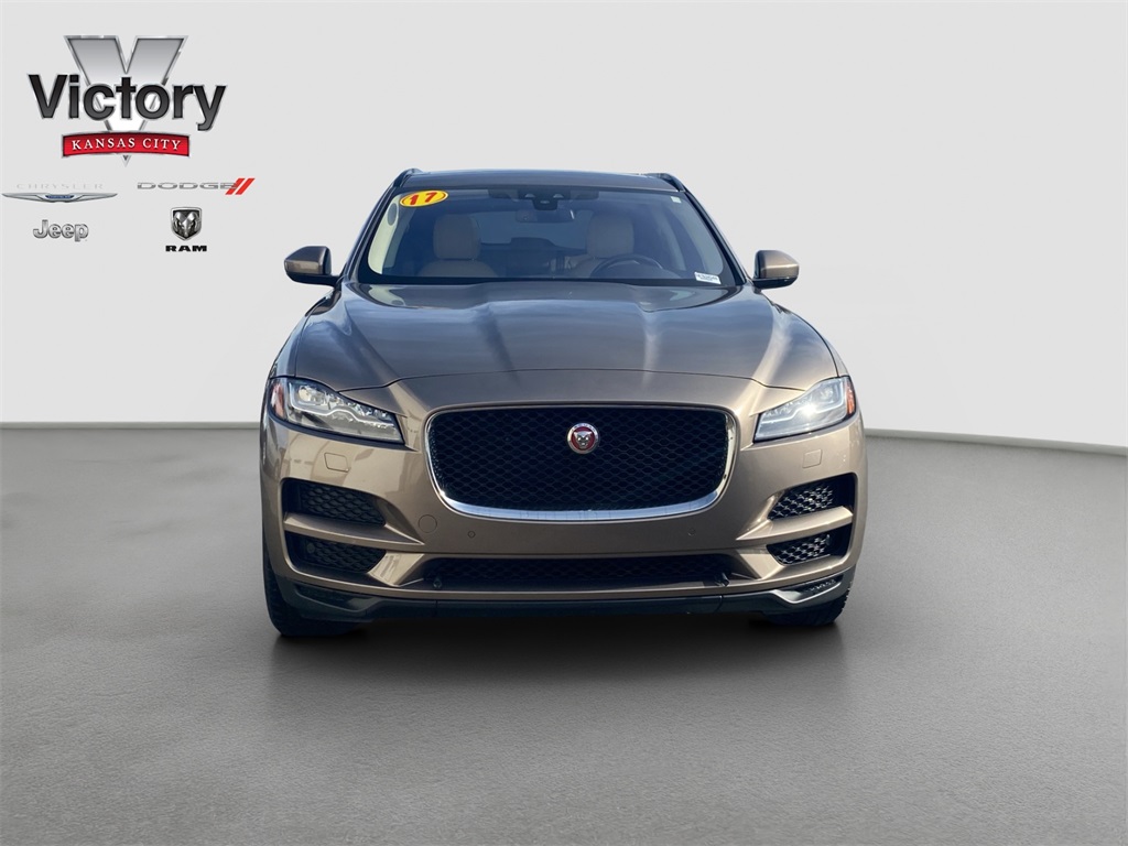 Used 2017 Jaguar F-Pace Prestige with VIN SADCK2BV1HA894774 for sale in Kansas City, KS