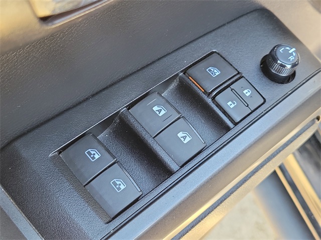 2022 Toyota Tacoma V6 photo 17