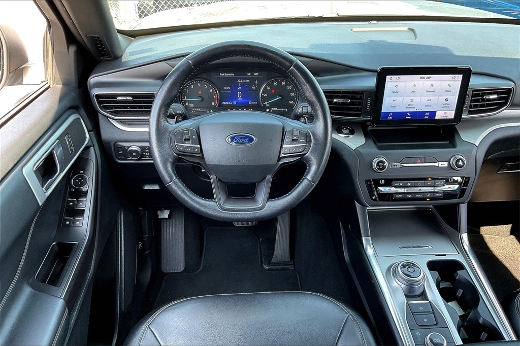 2020 Ford Explorer XLT photo 4