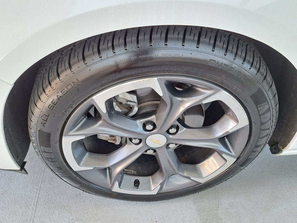 2023 Chevrolet Malibu 1LT photo 30