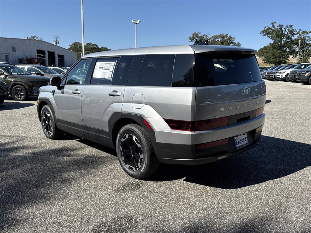 2026 Hyundai Santa Fe SE photo 3