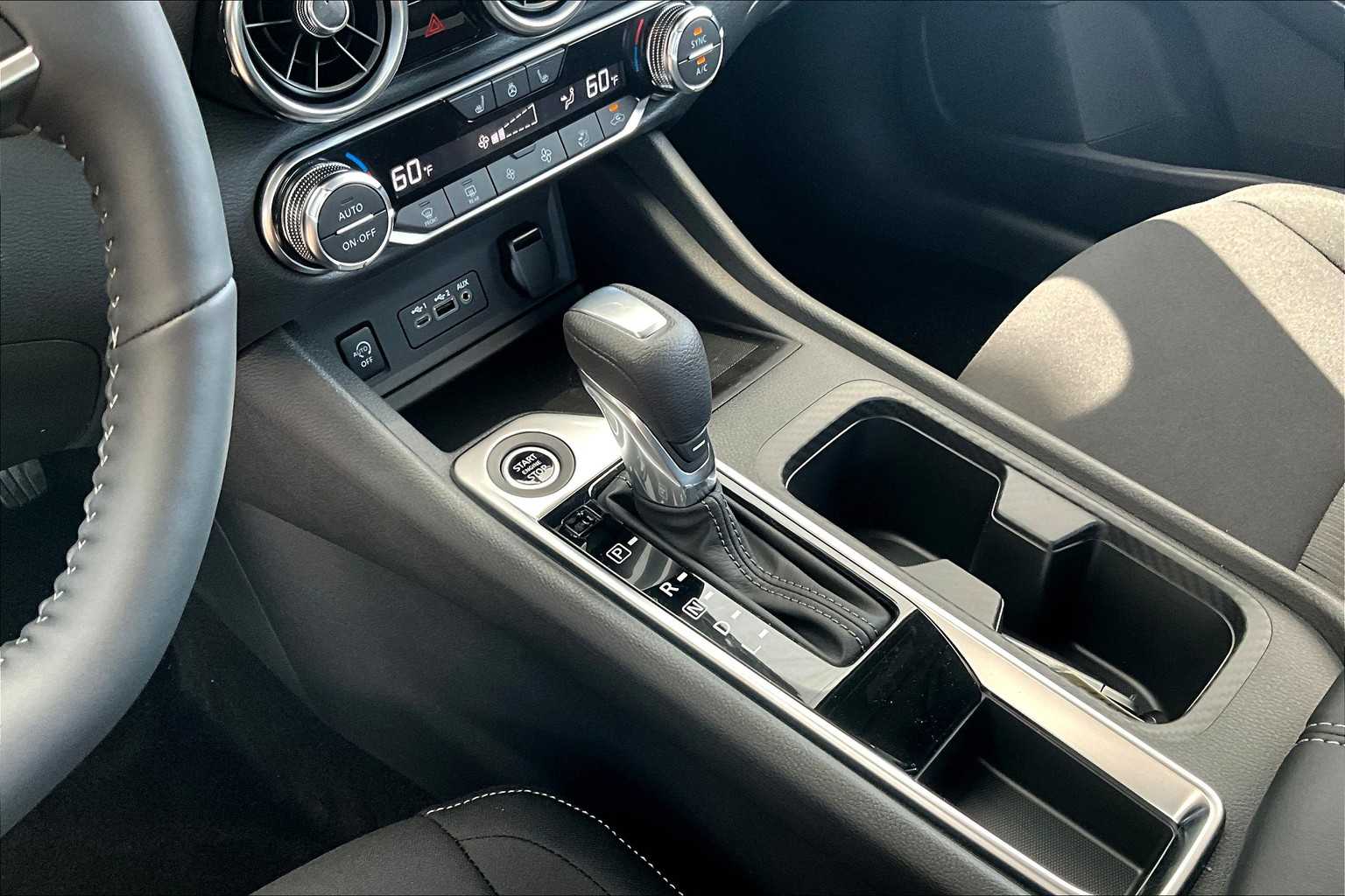 2025 Nissan Sentra SV photo 11