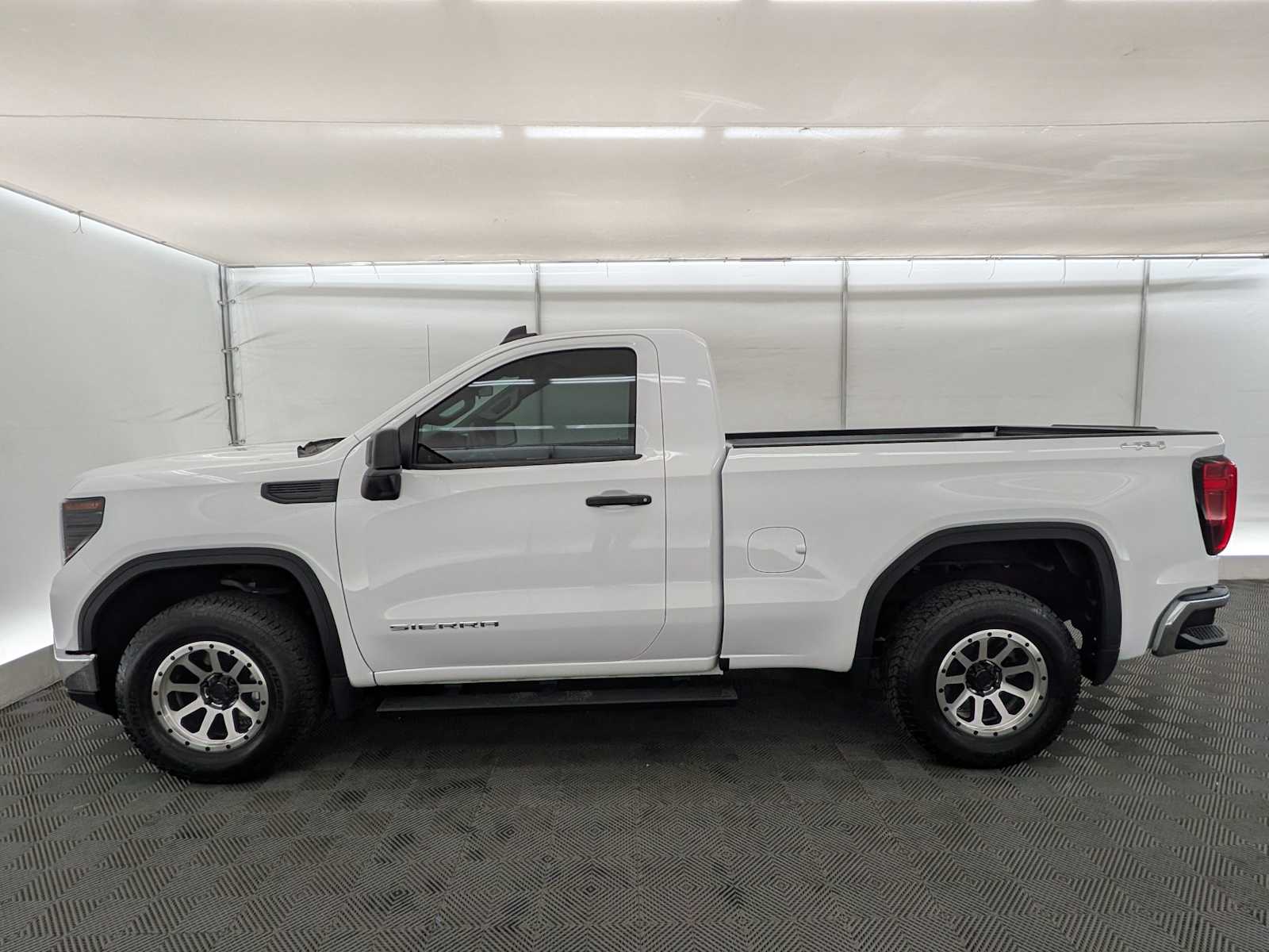 2024 Gmc Sierra 1500 Pro photo 2