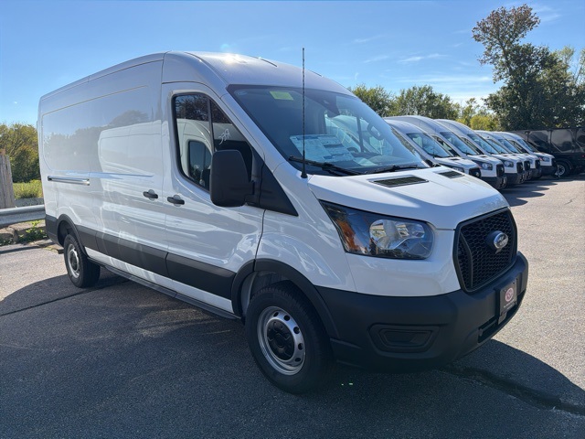 2025 Ford Transit Van Base's photo