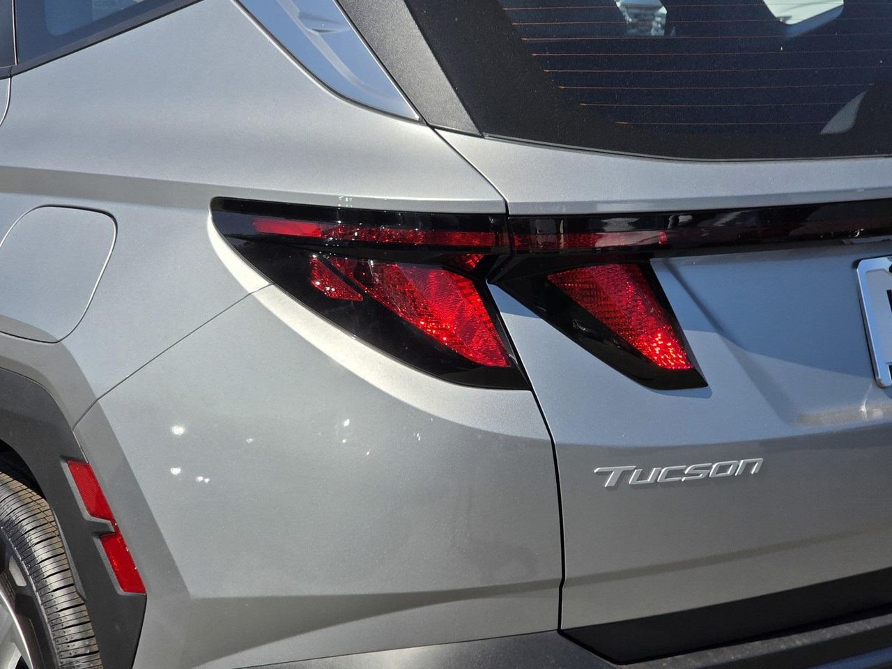 2025 Hyundai Tucson SE photo 10