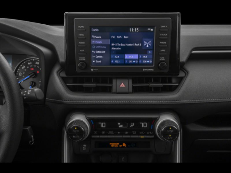 2020 Toyota RAV4 Hybrid LE photo 6