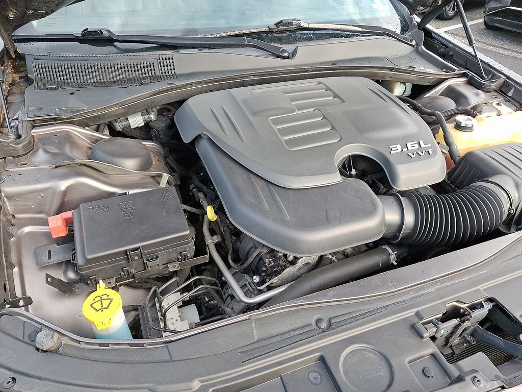 2018 Chrysler 300 Limited photo 26