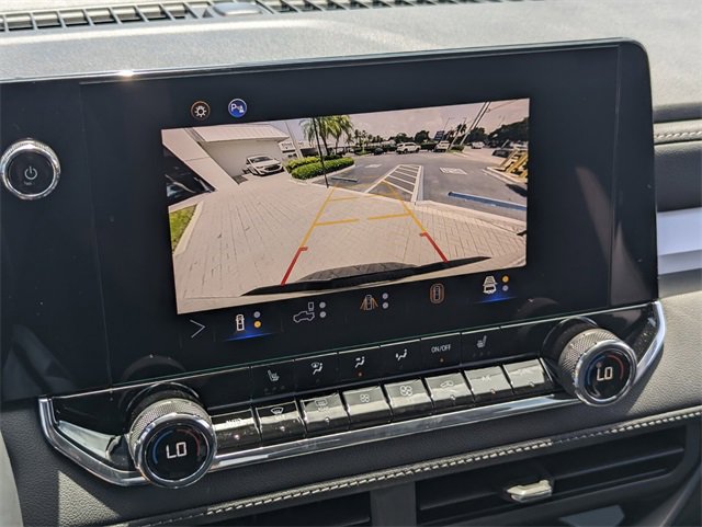 2025 Chevrolet Colorado Work Truck LT photo 12