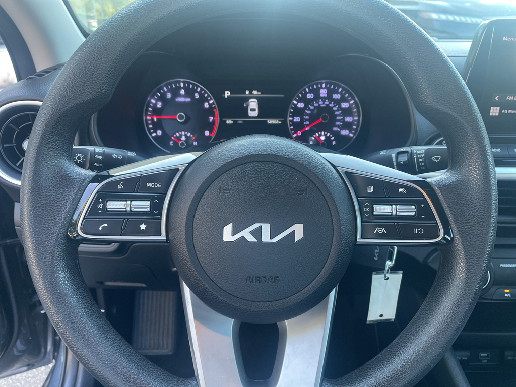 2023 Kia Forte LXS photo 18