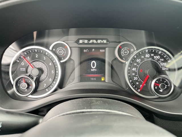2025 Ram 1500 Tradesman photo 10
