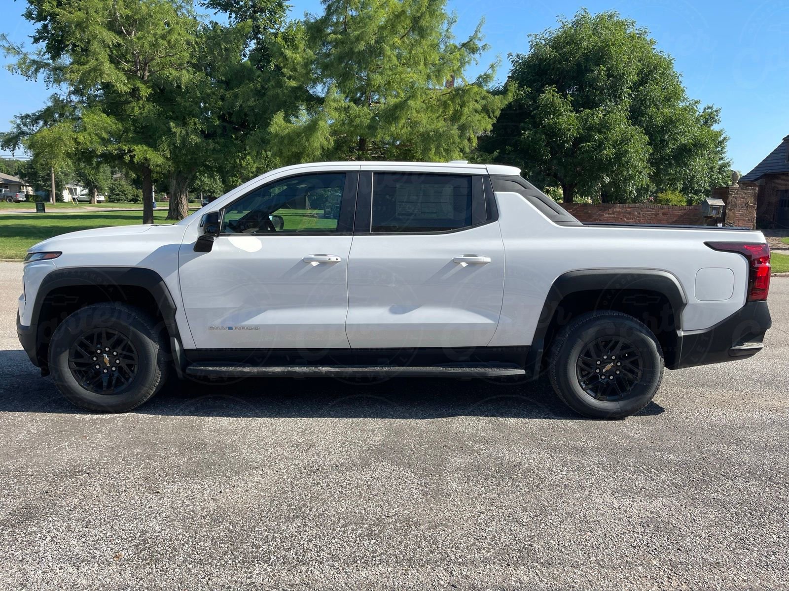 2024 Chevrolet Silverado EV Work Truck photo 7