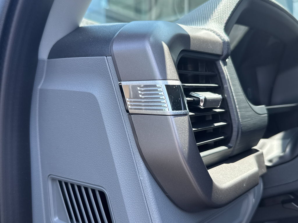 2025 Ford F-150 XLT photo 32