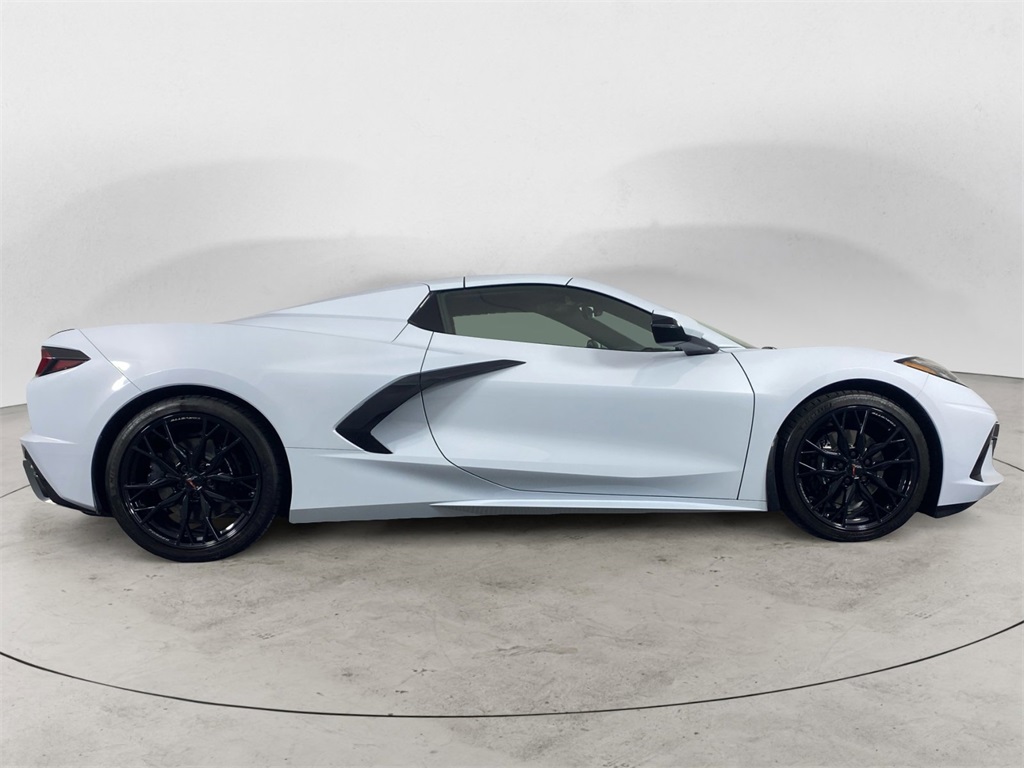 2024 Chevrolet Corvette Stingray 2LT photo 6