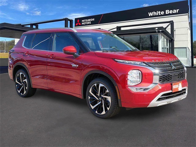 2025 Mitsubishi Outlander Plug-in Hybrid SEL's photo