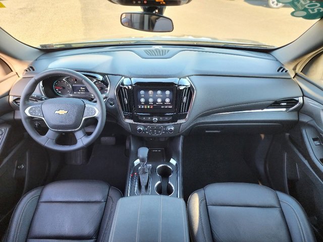 2023 Chevrolet Traverse Leather photo 2