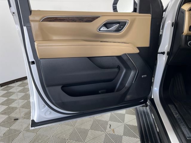 2023 Chevrolet Suburban Premier photo 10