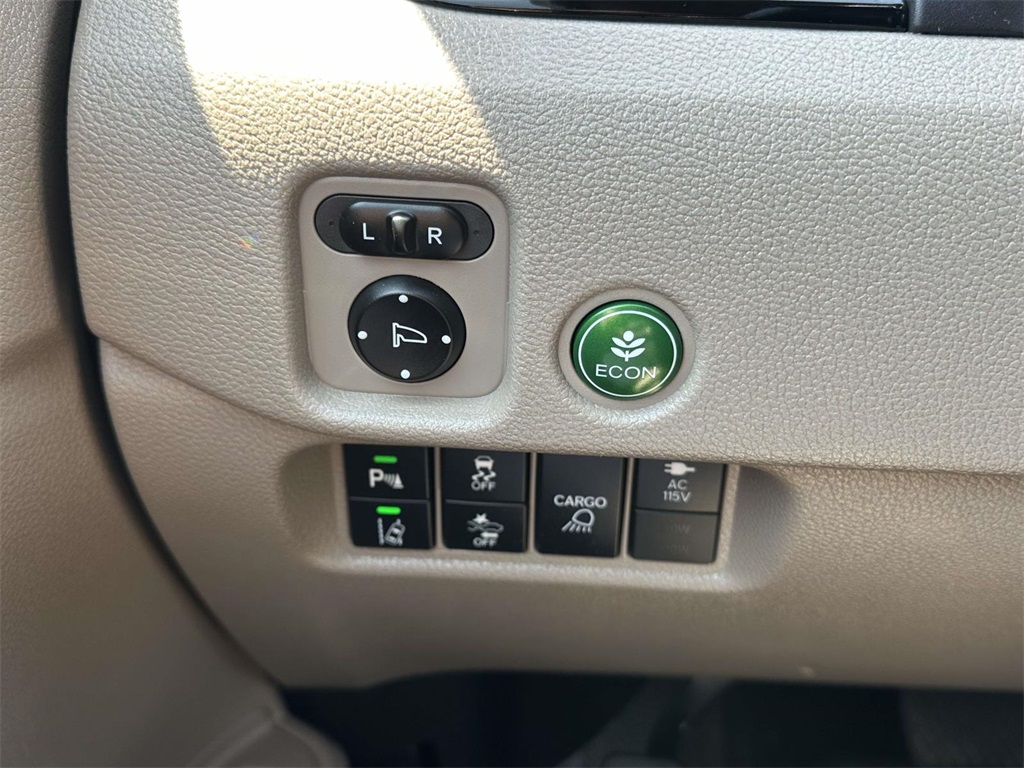 2020 Honda Ridgeline RTL-E photo 21