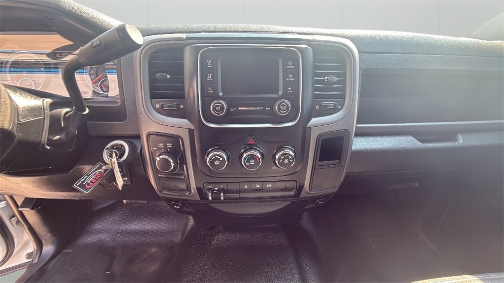 2017 Ram 2500 Tradesman photo 23