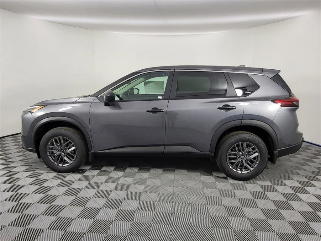 2025 Nissan Rogue S photo 2