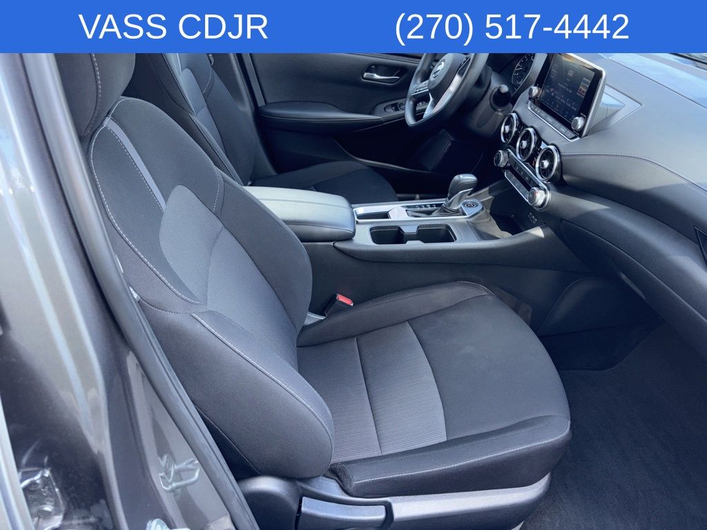 2023 Nissan Sentra SV photo 30