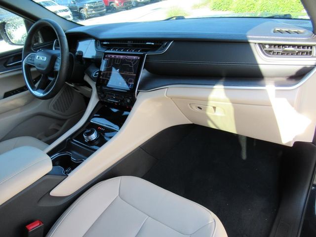 2024 Jeep Grand Cherokee Limited photo 9